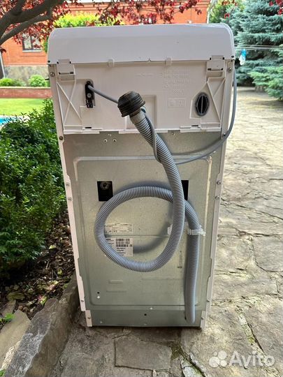 Стиральная машина б/у indesit 5 кг