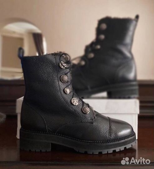 Женские ботинки Pertini