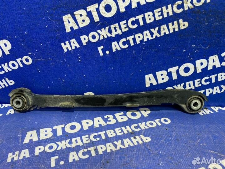 Задний левый поперечный рычаг Mercedes-Benz W220