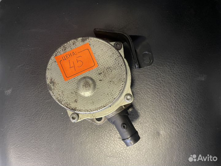 Насос вакуумный Renault Laguna