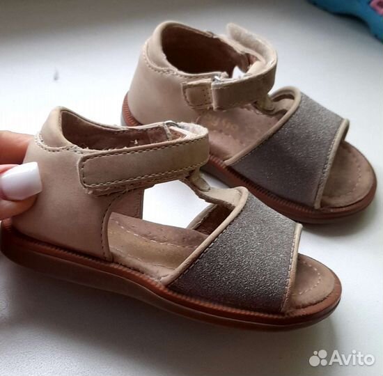 Босоножки для девочки