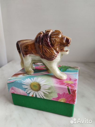 Фигурка Лев из оникса