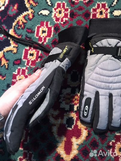 Перчатки Salomon