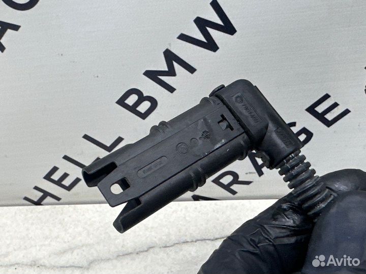 Проводка доп помпы Bmw F01 F02 F07 N63B44