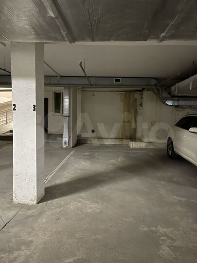 Машиноместо, 14 м²