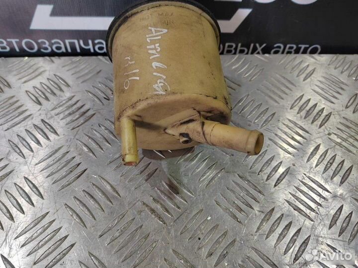 Бачок гур Nissan Almera N16 1.5 2000-2006