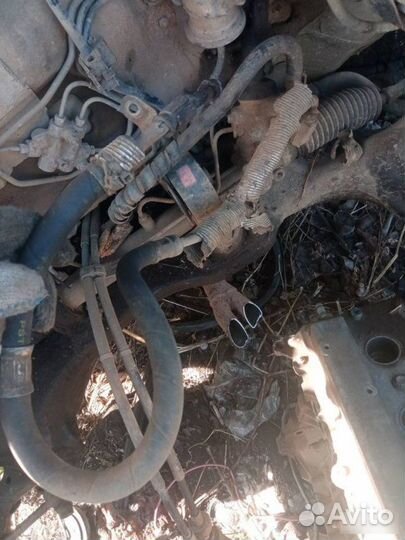 Трубка гур Toyota Avensis 2000