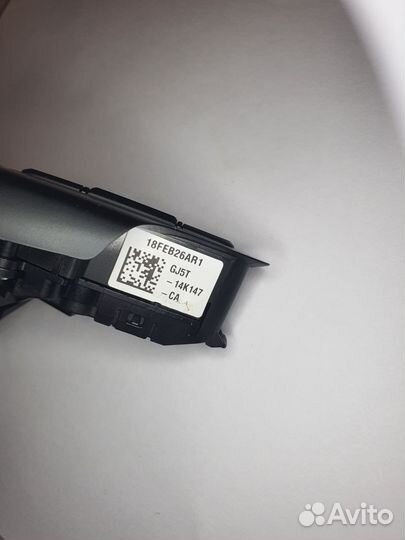 Кнопки управления мультимедиа Ford