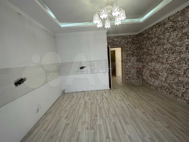 3-к. квартира, 74,4 м², 2/10 эт.