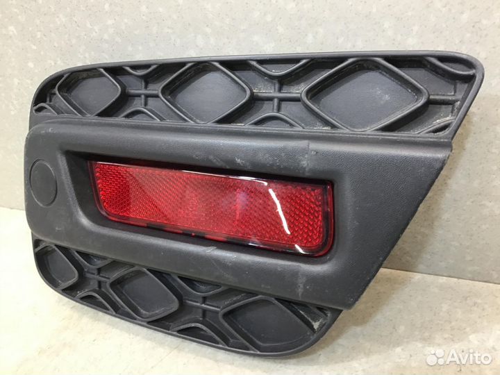 Накладка заднего бампера левая Renault Sandero 201