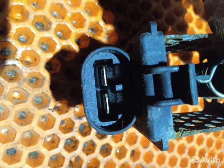 Резистор вентилятора Nissan Almera G15 1.6 k4m