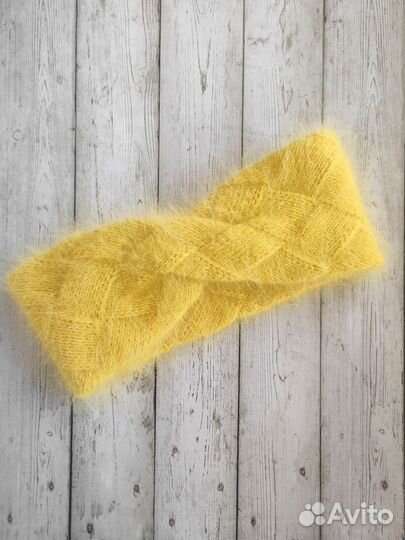 Повязка на голову вязаная