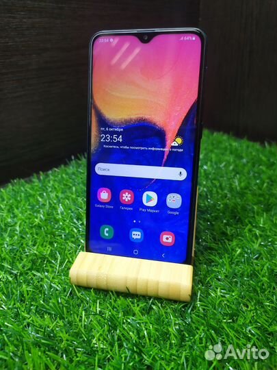 Samsung Galaxy A10, 2/32 ГБ