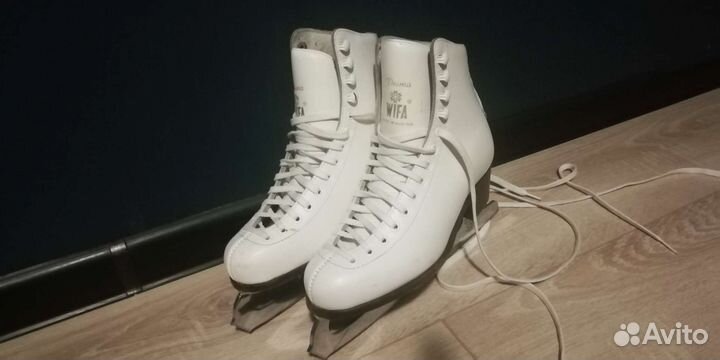 Фигурные коньки Wifa р.36 (3 1/2)