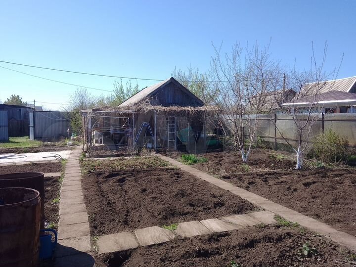 Дача 20 м² на участке 5 сот.