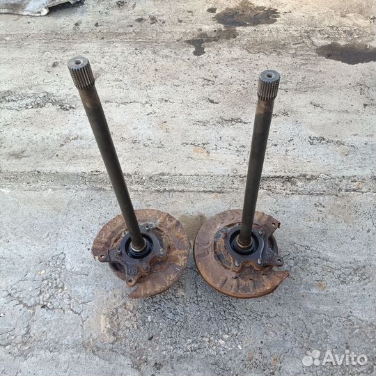 Задняя полуось Isuzu trooper / bighorn