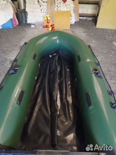 Надувная лодка