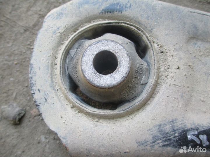 Рычаг передний левый VW Polo (Sed RUS) 2011,Fabia