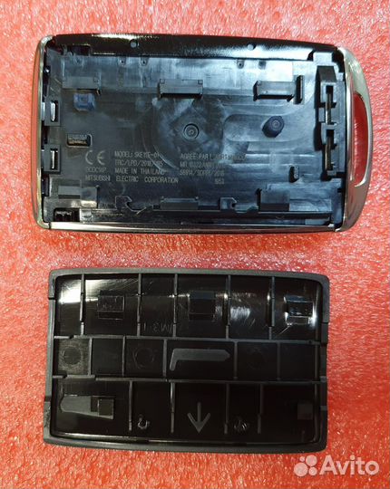 Оригинальный смарт ключ для Mazda CX-30