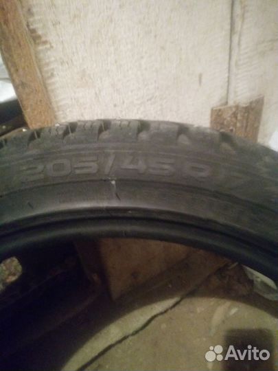 Nokian Tyres Hakkapeliitta 8 SUV 205/45 R17 85N