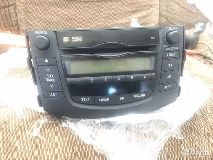 Штатная магнитола rav4 2011