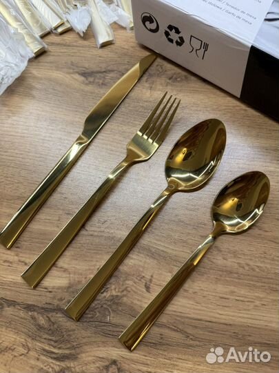 Набор столовых приборов 24шт.новый