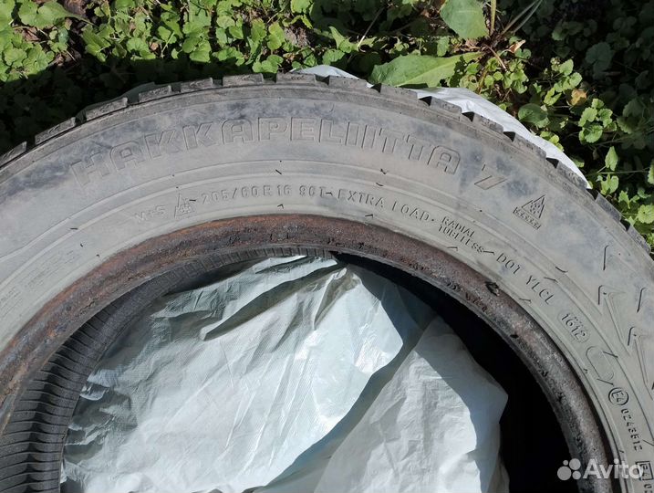 Nokian Tyres Hakkapeliitta 7 205/60 R16