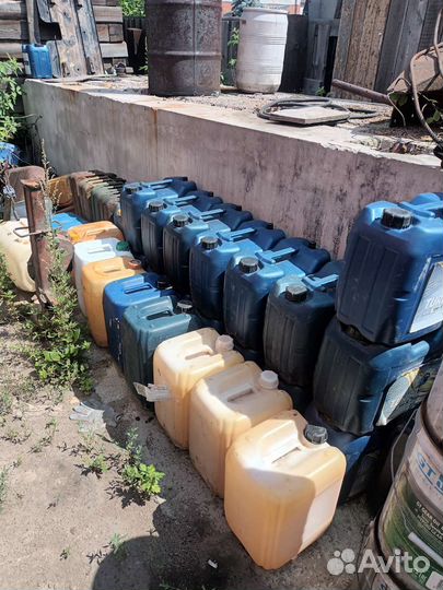 Канистры пластиковые бу 20 литров