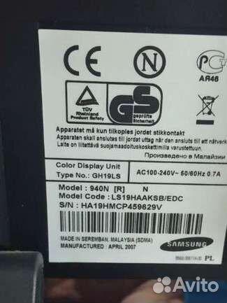 Монитор Samsung