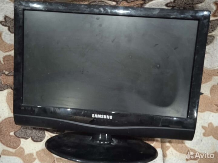 Телевизор samsung