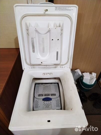 Вертикальная стиральная машинка Electrolux