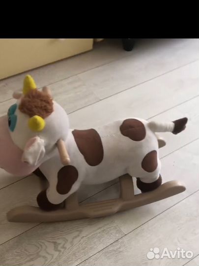 Детская игрушка качалка