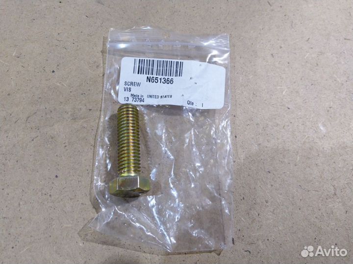 651366 болт пальца минипогрузчик Mustang