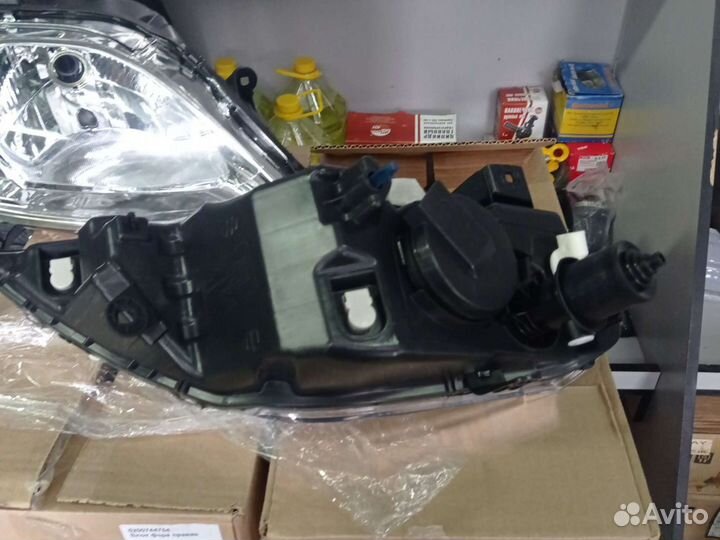 Фара рено логан. С 2009 года