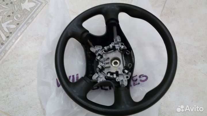 Ниссан альмера N 16 руль