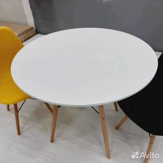 Стул кухонный Eames