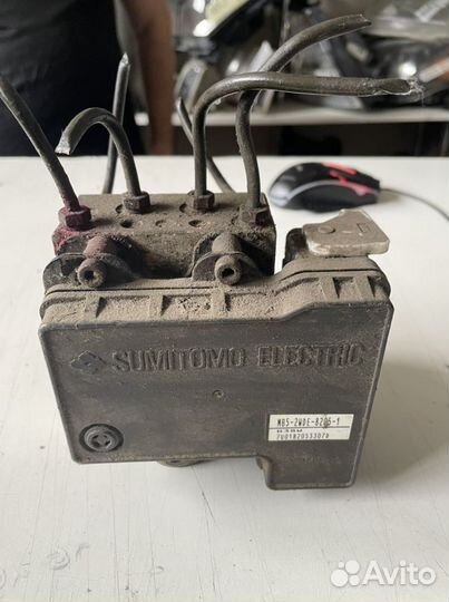 Блок ABS (насос) Mitsubishi Lancer 9 2003-2008