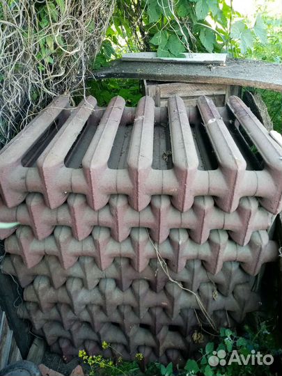 Батарея чугунная 7 секций