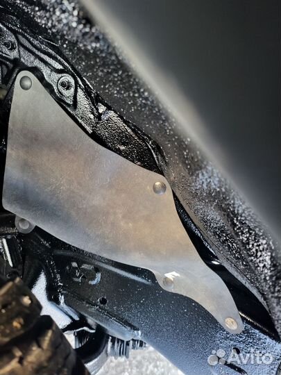 Пыльники защита моторного отсека Прадо, Лексус GX