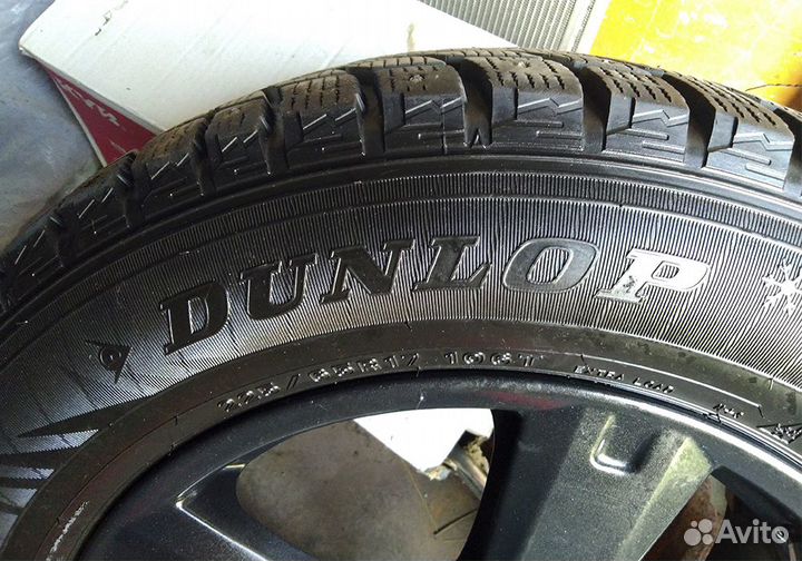 Dunlop Grandtrek Ice 02 225/65 R17 106T