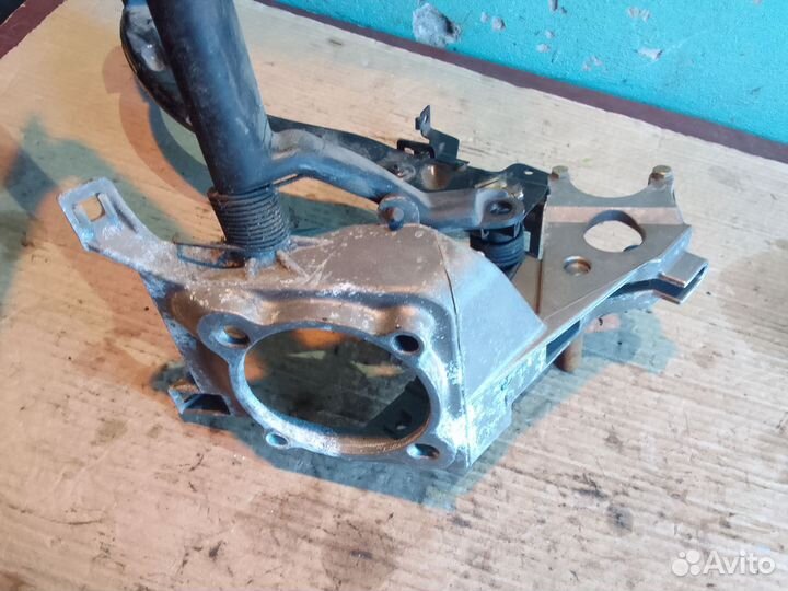 Кронштейн педального блока АКПП Bmw 5 E39