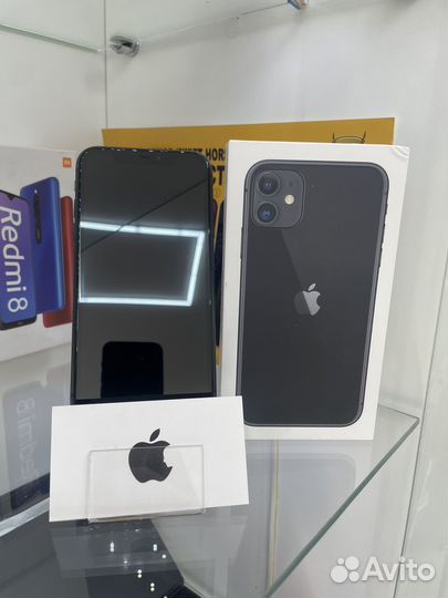 iPhone 11, 64 ГБ