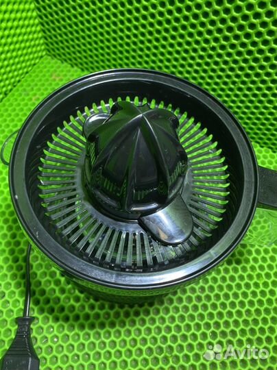 Соковыжималка для цитрусовых Maxwell MW-1103