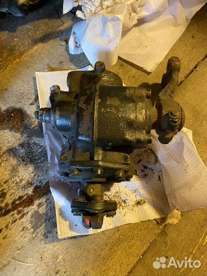 Рулевой редуктор w124