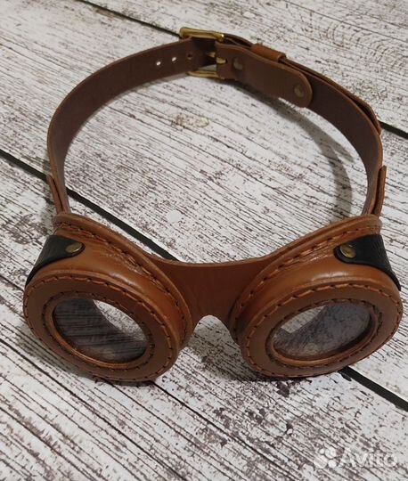 Очки из натуральной кожи