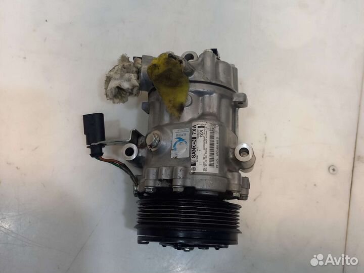 Насос кандиционера Volkswagen Polo