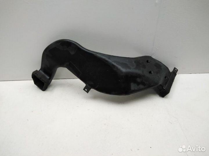 Воздуховод левый Kia Ceed 2007-2012