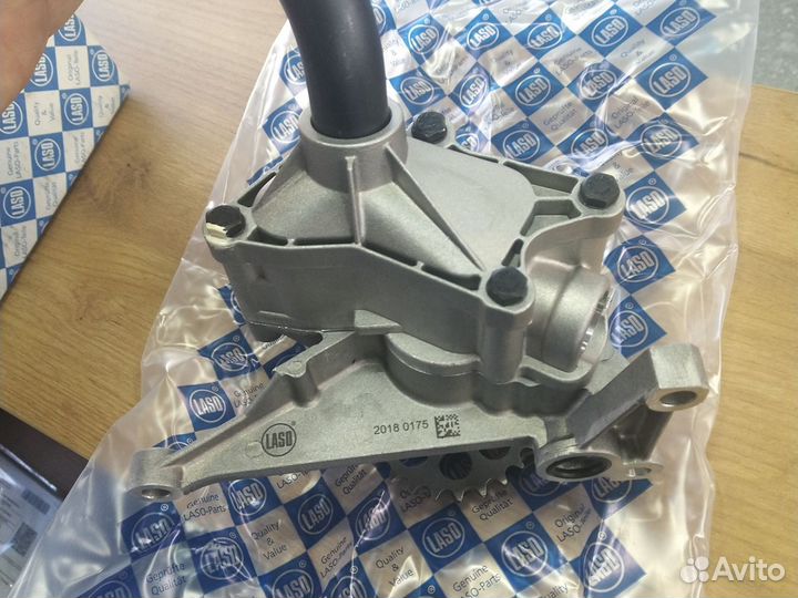 Насос масленый OM 611 a6011801401