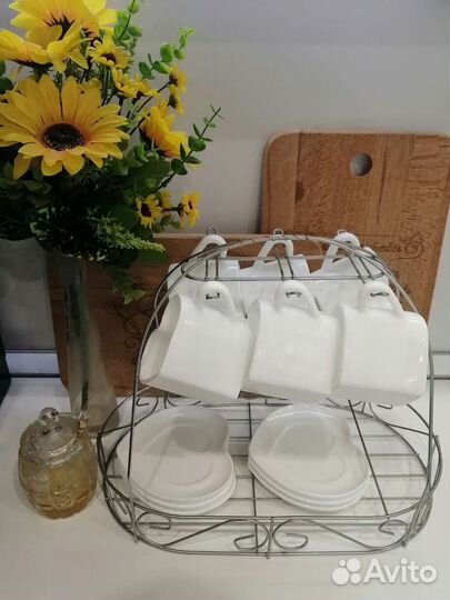 Подставка для чашек и блюдец