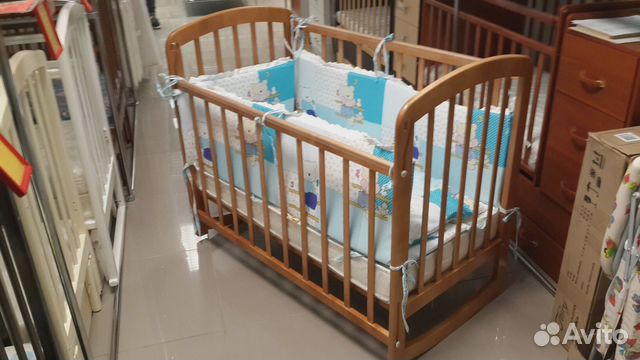 Детская кроватка